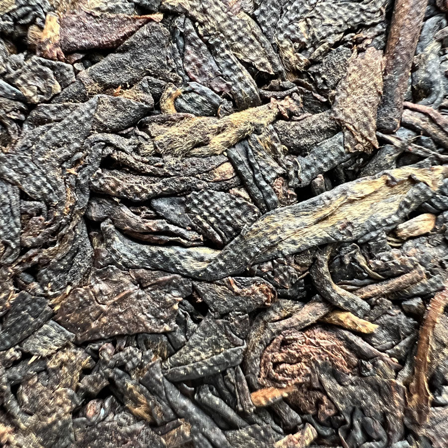 CNNP Thé Pu-erh cru timbre rouge - 357 g - Années 80 - Lemeilleurthedechine