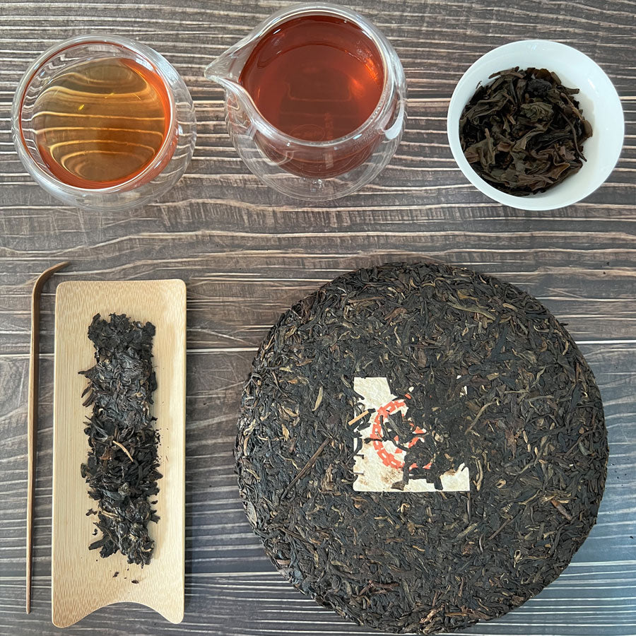 CNNP Thé Pu-erh cru timbre rouge - 357 g - Années 80 - Lemeilleurthedechine