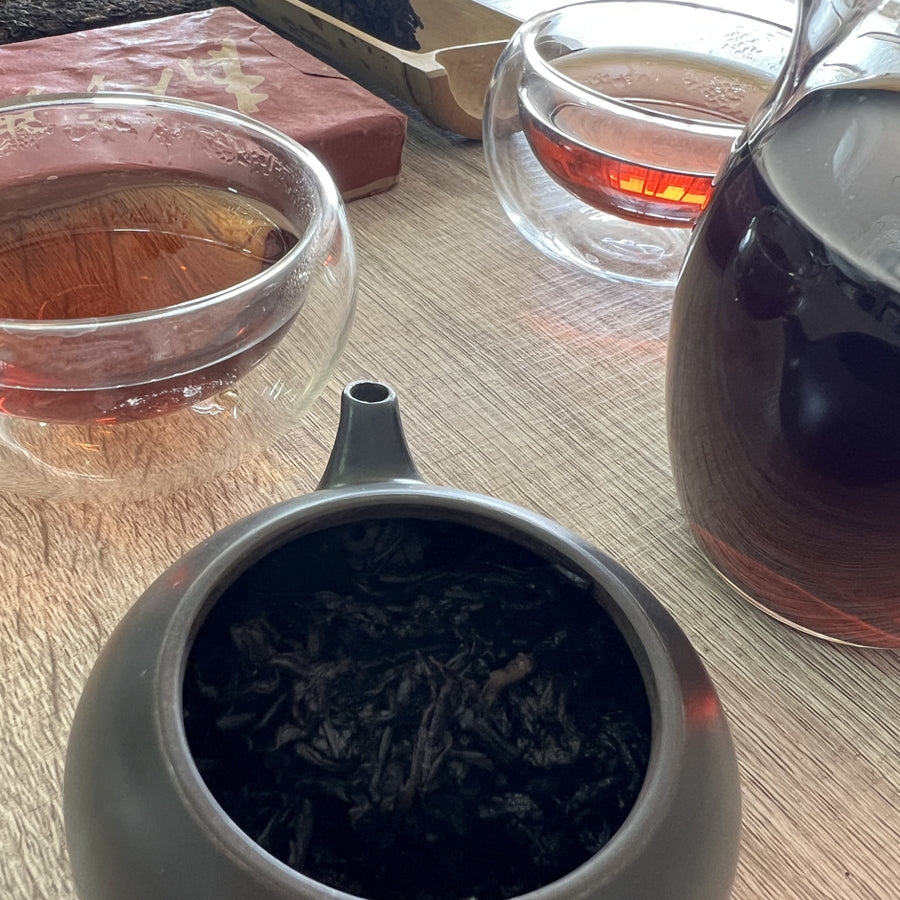 Brique Thé Pu‘erh cuit années–1990s People's Tea Brick – 250g - Lemeilleurthedechine