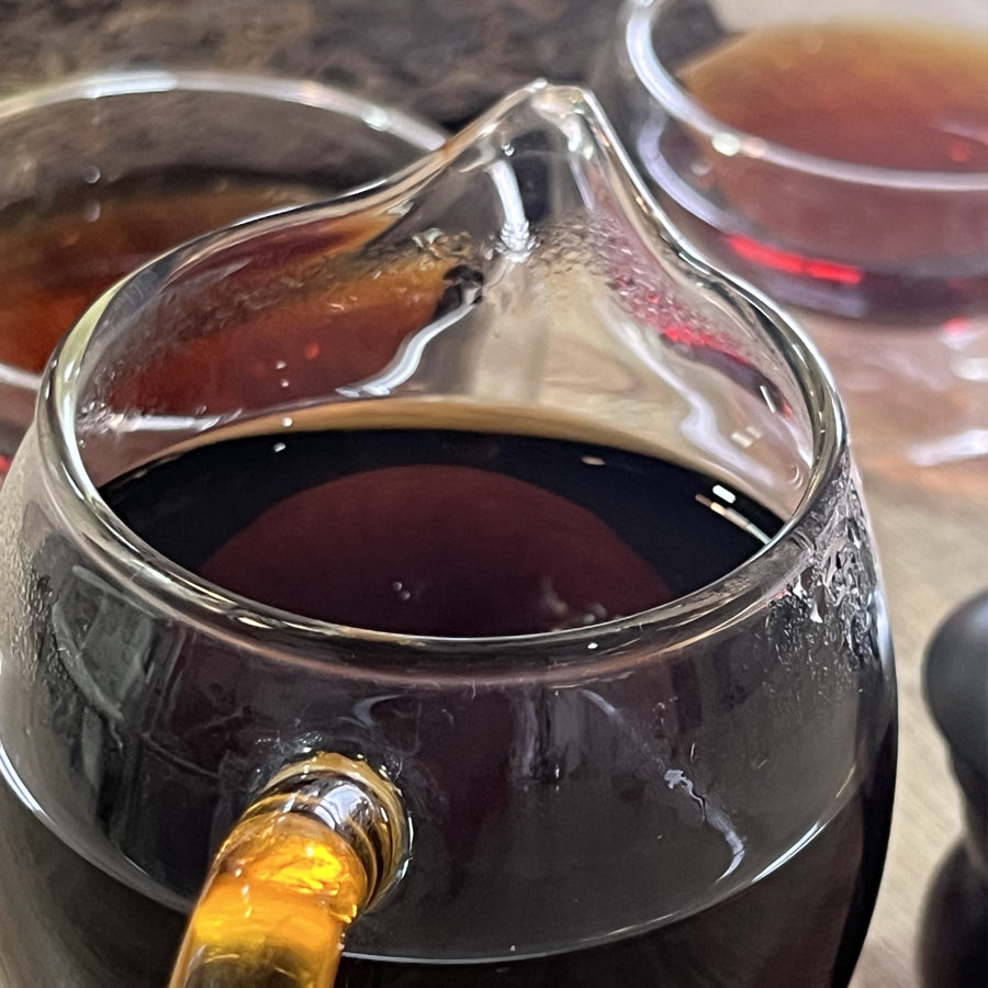 Brique tampon noir Thé Pu‘erh cuit années 90 – Yunnan – 250 grammes – Black stamp 90 - Lemeilleurthedechine