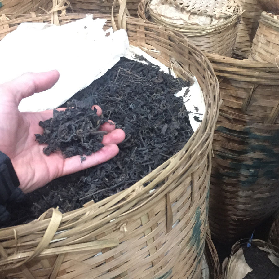 Thé des 6 châteaux - Guangxi-Liu Bao Cha - 100 g - Années 80's - Lemeilleurthedechine