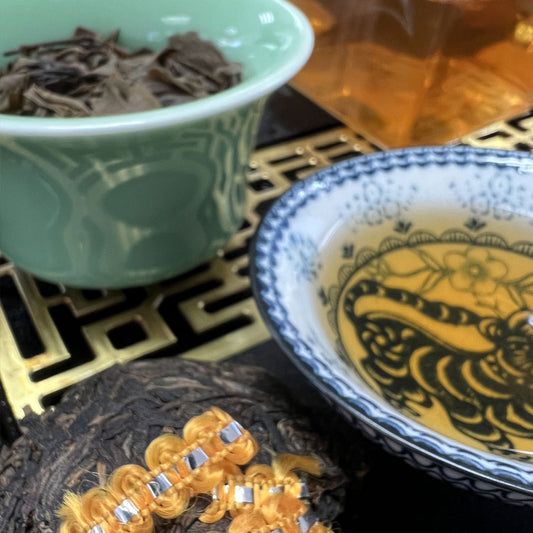 Paradis Sheng Puer Champignons 2007 - Découvrez un thé cru énergisant en format 5*100 g - Lemeilleurthedechine