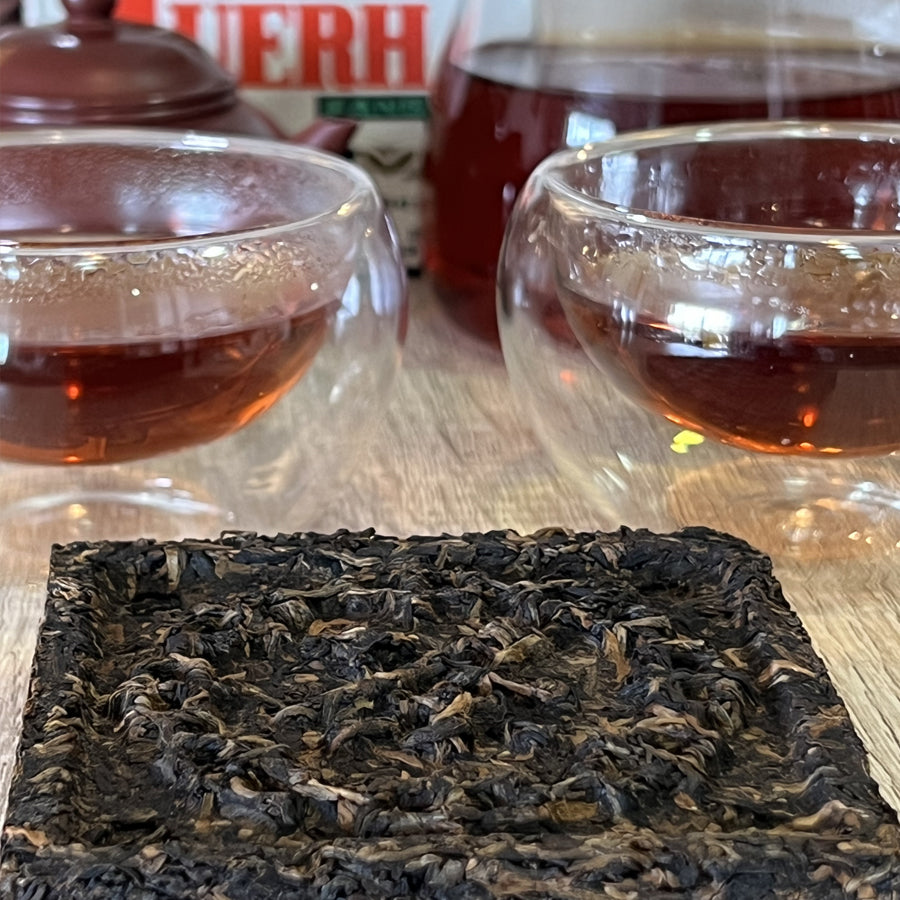CNNP carré Zhongcha Xiaguan China Tea Factory 2003