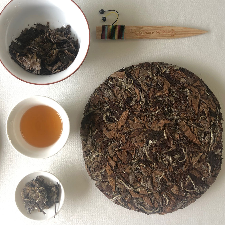 Galette Reine des Pivoines Blanche (Thé Blanc) – Bai mu dan Fuding Bai Cha – 白牡丹福鼎白茶 - Lemeilleurthedechine