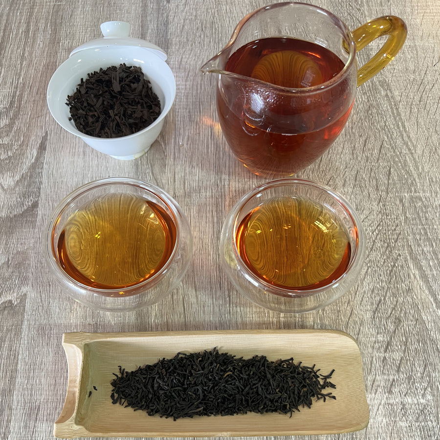 Lapsang Souchong – Thé noir ancien – Fumé au bois de pin – Récolte des années 90 – 100g