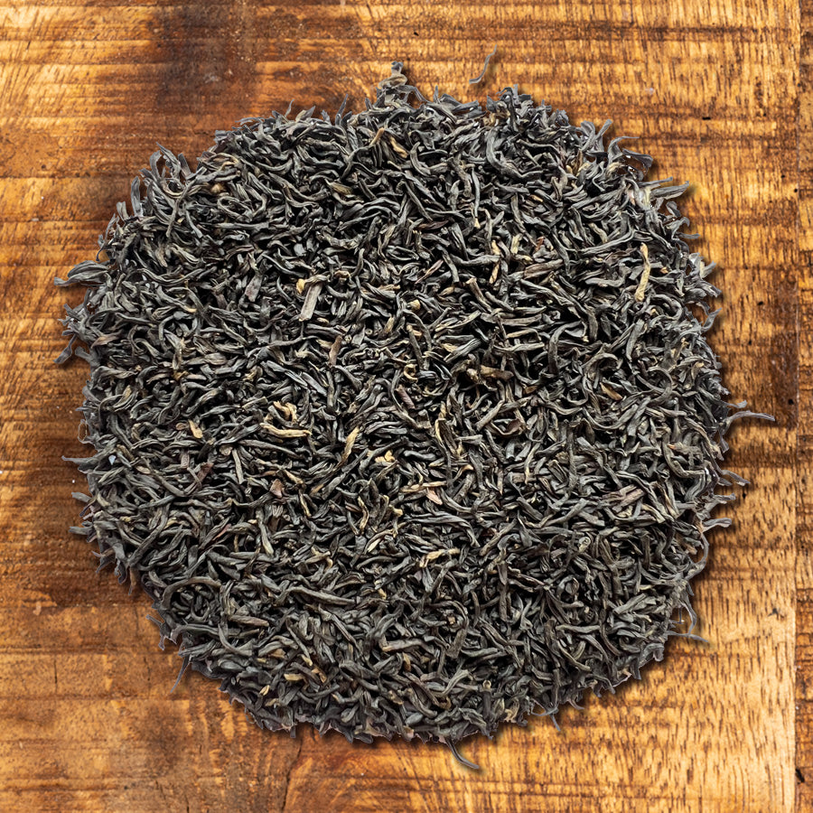 Lapsang Souchong – Thé noir ancien – Fumé au bois de pin – Récolte des années 90 – 100g