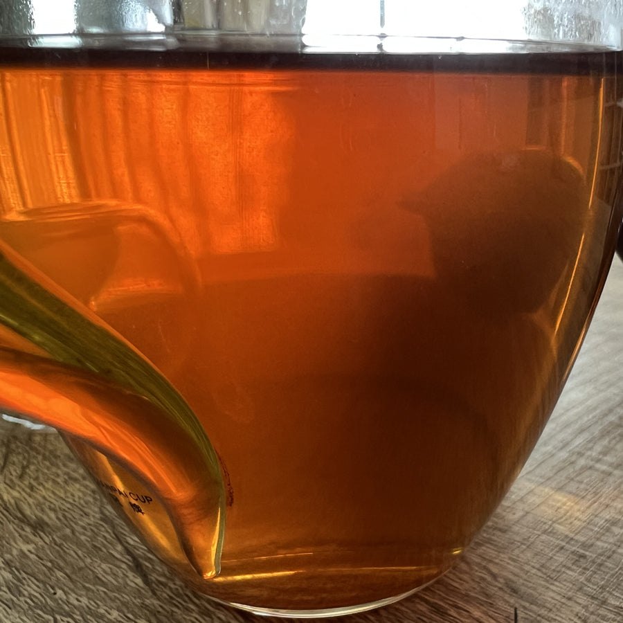 Brique de thé Pu’erh cru Yiwu début de printemps – 250 g – 2003 - Lemeilleurthedechine