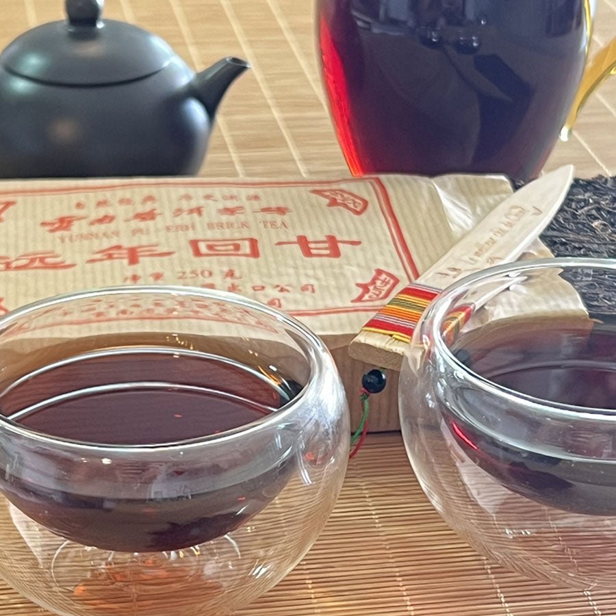 Brique 8969  de thé Pu-erh cuit au retour infini