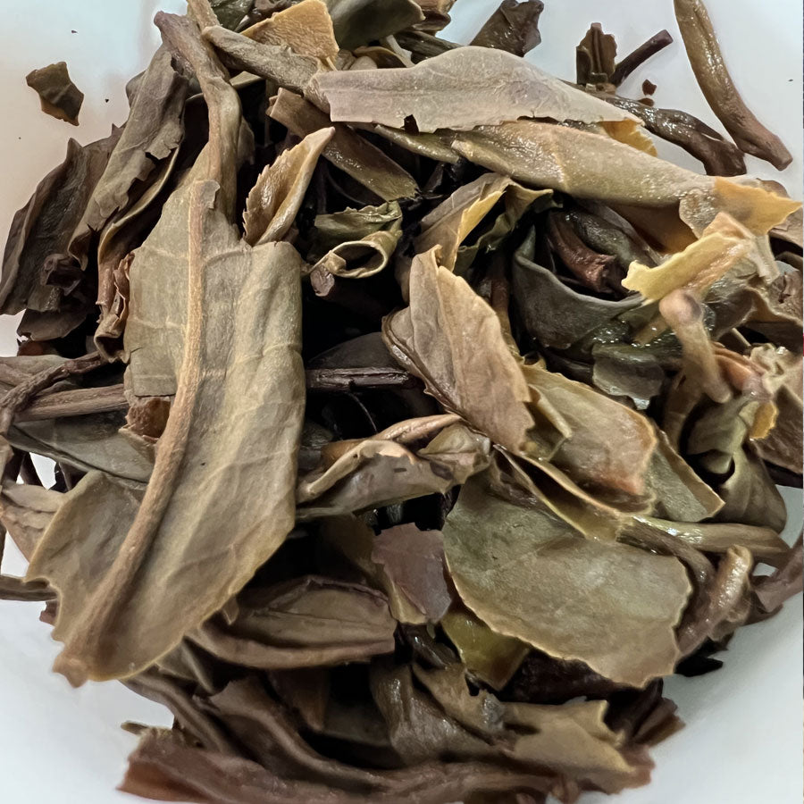 Liu Xing CHAWANG - Ban Zhang raw tea Galette - 2014 - 357 g