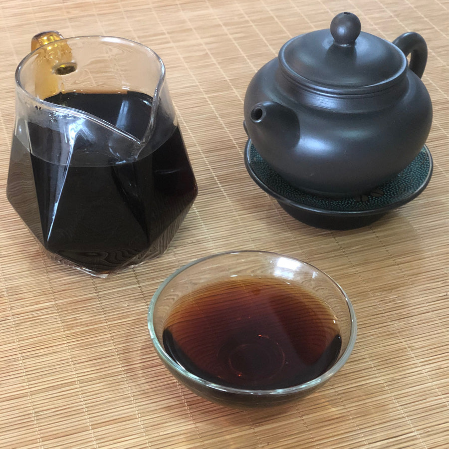 Xiao Jing Bing - Pastille d'or - Thé Puerh Cuit Shou Puer - 2006 - Lemeilleurthedechine