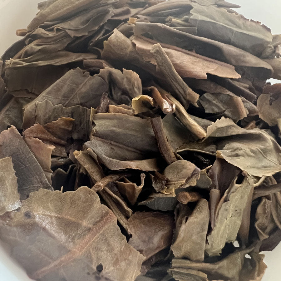 Thé Pu'erh cru premiers bourgeons printemps arbre a thé Millénaire – 357g – 2008 - Lemeilleurthedechine