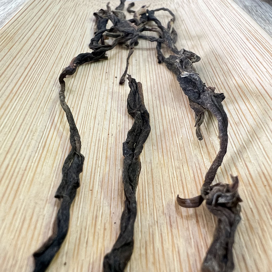 115- PEACOCK Thés PUER Cru -  Ban Zhang Kong Que Qing Bing Puerh tea - 2019- 357g - Lemeilleurthedechine