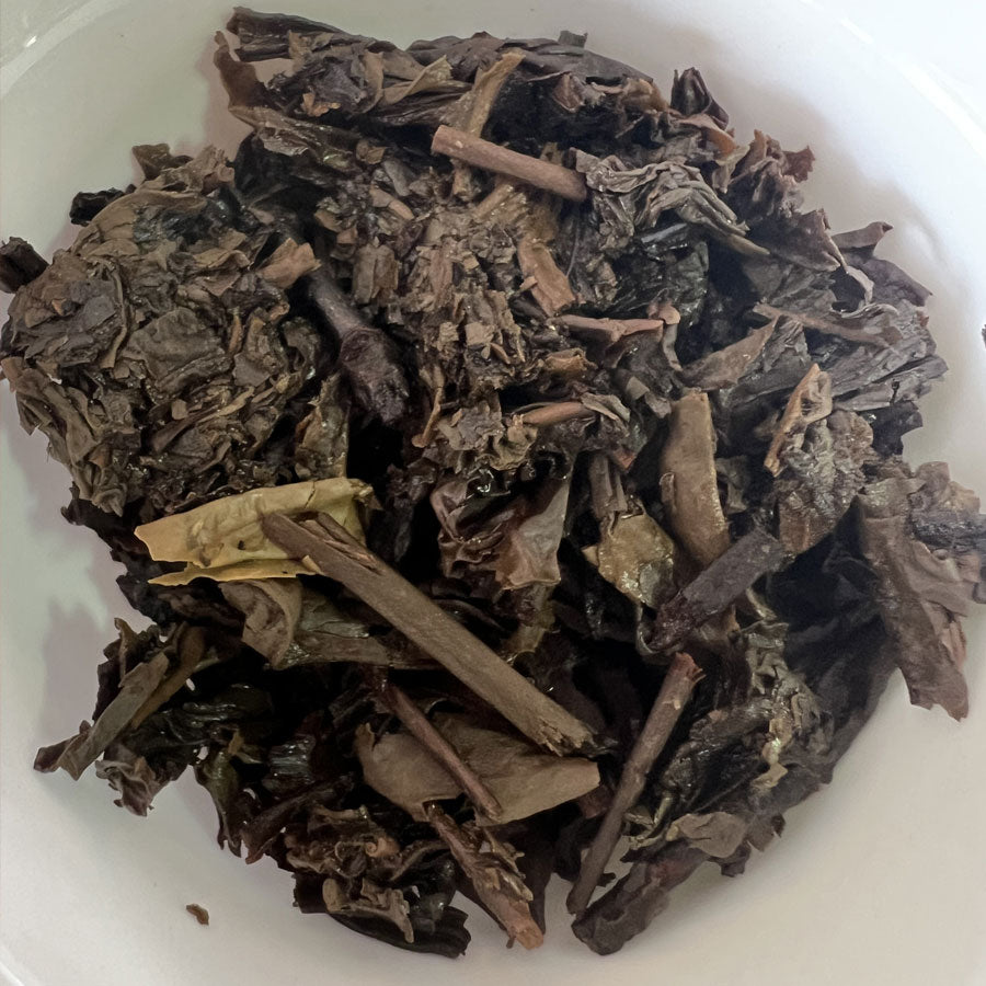 117 – 下关茶厂边销传统生普洱茶砖 – 1990年代